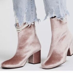 Free People Rose Velvet Cecile ankle boot wrapped block heel. Women's 41
